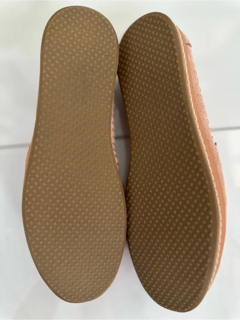 TOMS Women’s Alpargata Leather Wrap Classics – Size 8.5 – Sand Pink Suede – NWOT